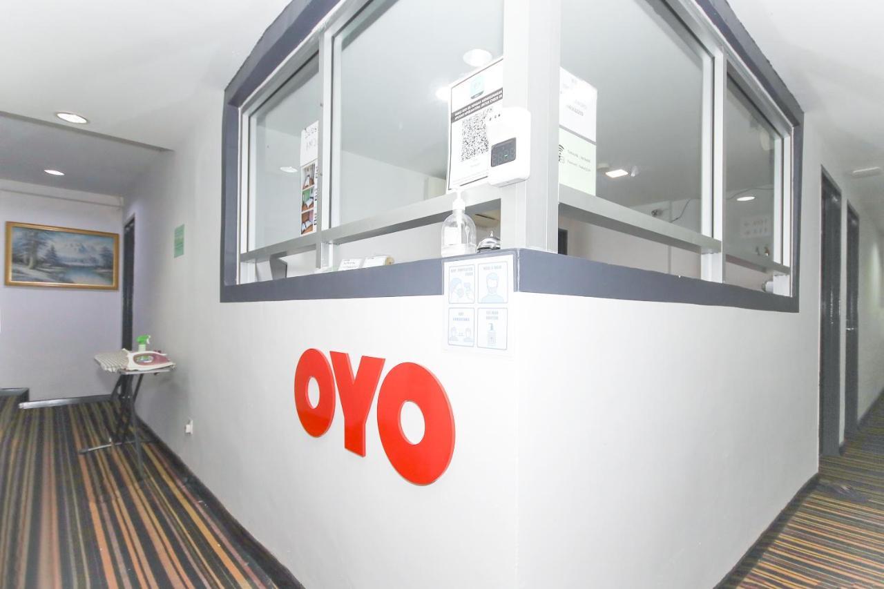 Super Oyo 90345 Tm Hotel 安邦 外观 照片